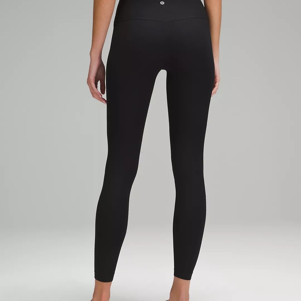 Lululemon black ribbed fabric leggings